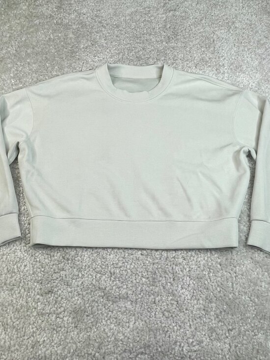 Lululemon Perfectly Oversized Crop Crew Softstreme Light Vapor Gray - Picture 2 of 9